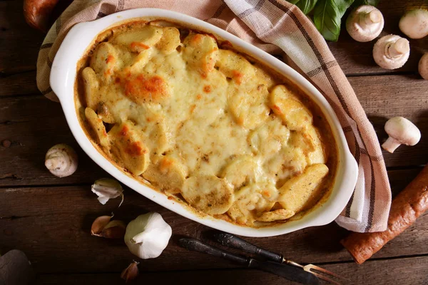 Kartoffelauflauf Mit Fleisch Und Pilzen Nahsicht — Stockfoto