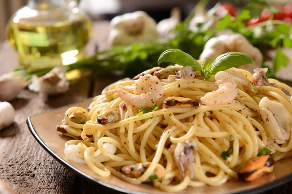 Смачна Паста Спагетті Морепродуктами Тарілці — стокове фото