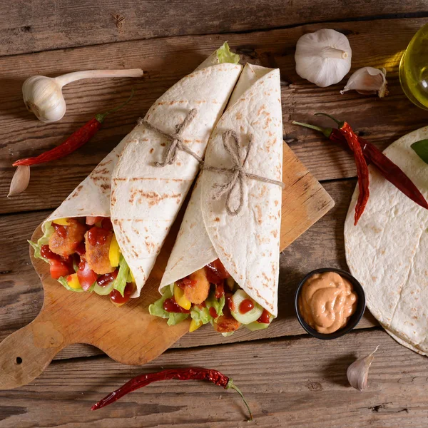 Homemade tortillas with meat and vegetables — Stock Image Homemade Tortillas Meat Vegetables Stock Image