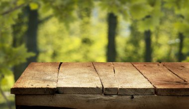 Görüntü montages boş ahşap tablo