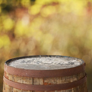 Eski varil üst ekran montages için