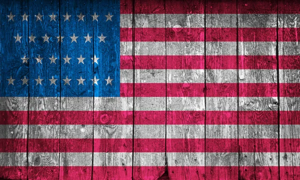 木製の背景に描かれた米国旗 — ストック写真