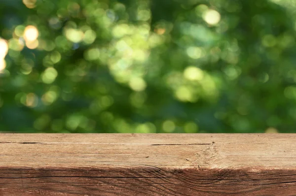 Leerer Holztisch Für Montagen — Stockfoto