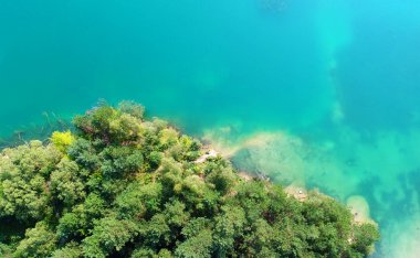 Hava, yatay, Akdeniz'in turkuaz su
