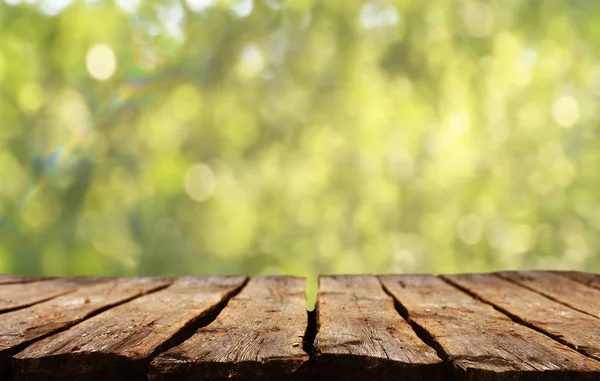 Tom Träbord Med Suddig Naturliga Bakgrund — Stockfoto