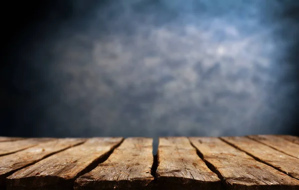 Пустой Деревянный Стол Абстрактном Фоне — стоковое фото