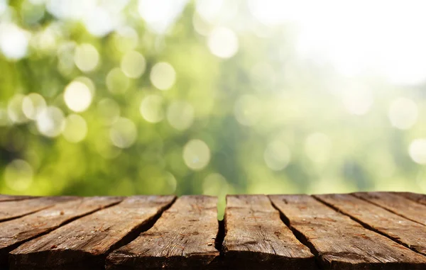 Tom Träbord Med Suddig Naturliga Bakgrund — Stockfoto