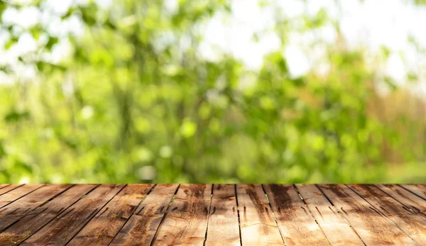 Tavolo Legno Vuoto Con Sfondo Naturale — Foto Stock