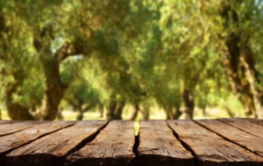 Boş tablo ile doğal arka plan bulanık