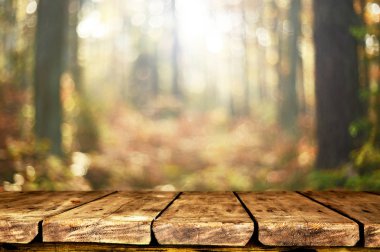 Boş tablo ile doğal arka plan bulanık