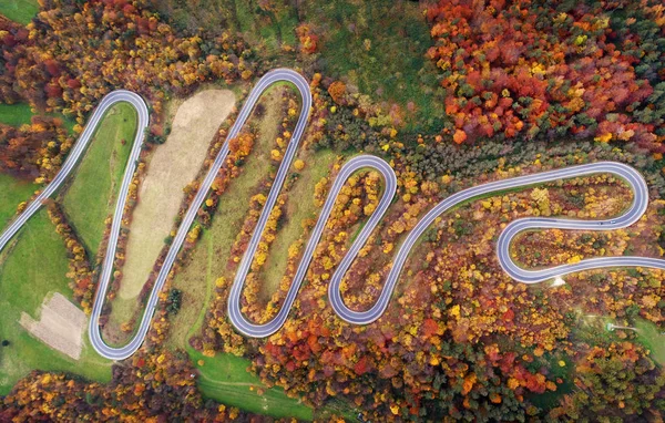 Aerial View Curvy Road Autimnal Scenery — Stock Photo, Image