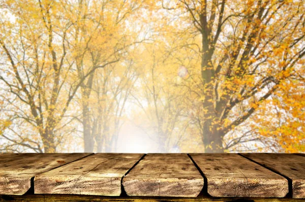 Empty Wooden Table Blurred Natural Background — Stock Photo, Image