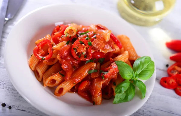 Läckra Penne Pasta Med Chilisås Arrabiata — Stockfoto