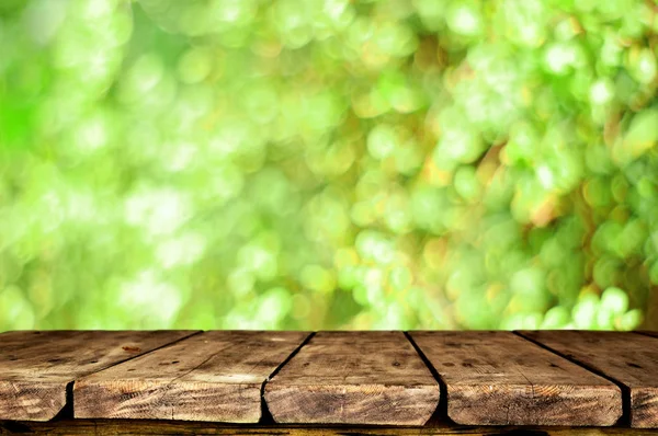 Table Bois Vide Avec Fond Naturel Flou — Photo