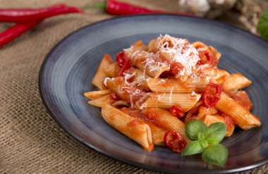 chili sos arrabiata Penne makarna