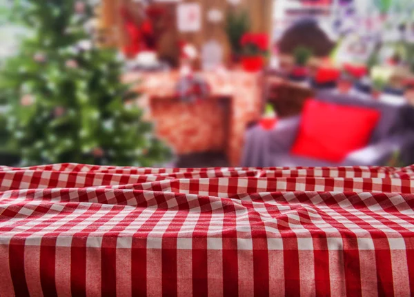 Mesa Vacía Con Decoraciones Navideñas Sobre Fondo — Foto de Stock