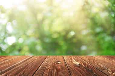 Görüntü montages boş ahşap tablo