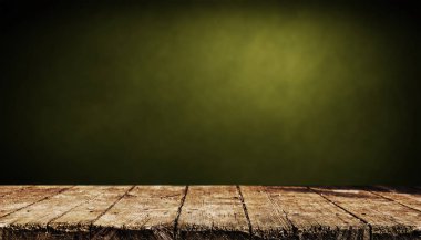 Arka plan ile boş ahşap masa