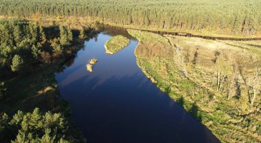 Doğal Nehri'nin havadan görünümü