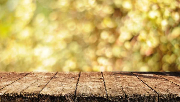 Mesa Madera Vacía Con Fondo Natural Borroso — Foto de Stock