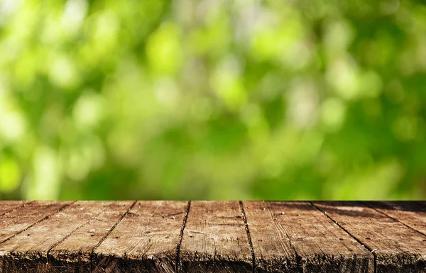 Mesa Madera Vacía Con Fondo Natural Borroso — Foto de Stock