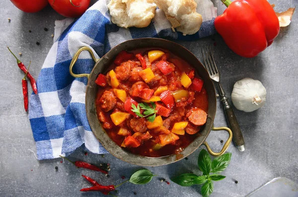 Lezzetli Geleneksel Macar Yemek Letcho — Stok fotoğraf