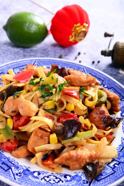 Asian Food Bami Goreng Noodles — Stock Photo, Image