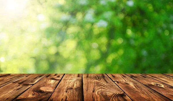 Table Bois Vide Avec Fond Naturel Flou — Photo