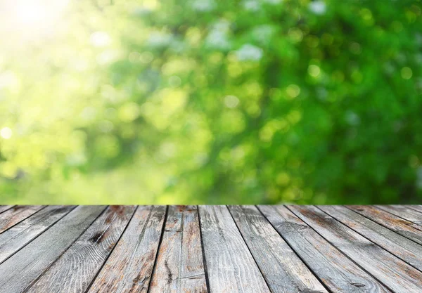 Empty Wooden Table Blurred Natural Background — Stock Photo, Image