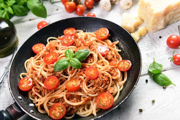 Sabroso Spaghetti Boloñés Casero Primer Plano —  Fotos de Stock