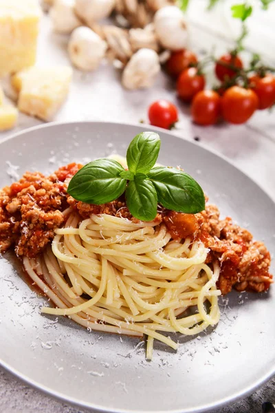 Sabroso Spaghetti Boloñés Casero Primer Plano —  Fotos de Stock