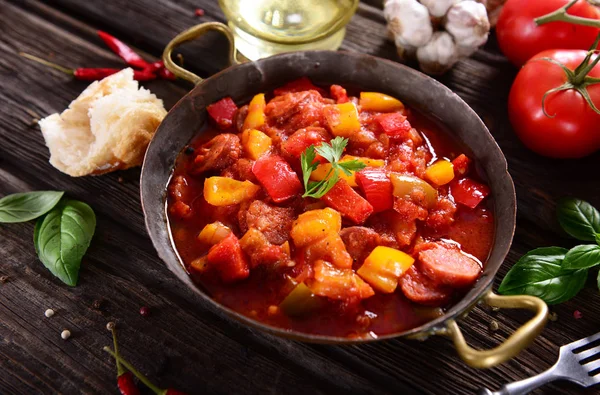 Delicioso Letcho Caseiro Prato Tradicional Húngaro — Fotografia de Stock