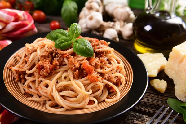 Leckere Hausgemachte Spaghetti Bolognese Aus Nächster Nähe — Stockfoto