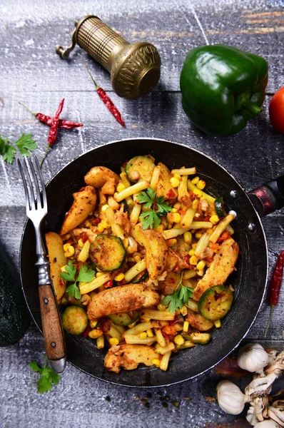 Deliciosas Verduras Parrilla Sartén Estilo Español —  Fotos de Stock