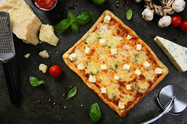 Delicious Homemade Four Cheese Pizza — Stock Photo, Image