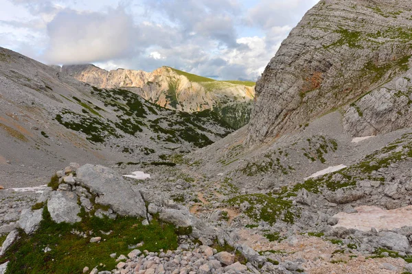 Schöne Landschaft Der Italienischen Alpen Bei Sonnigem Tag — Stockfoto