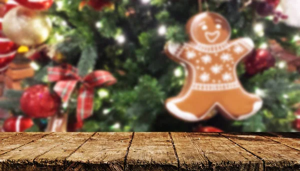 クリスマスの背景 空の木製テーブル — ストック写真