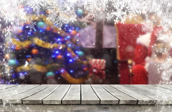 Leerer Holztisch Mit Weihnachtlichem Hintergrund — Stockfoto