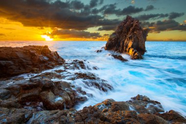 Madeira Adası'nda güzel gün batımı