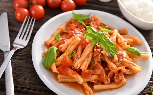 Makaron Stylu Włoskim Sosem Pomidorowym — Zdjęcie stockowe