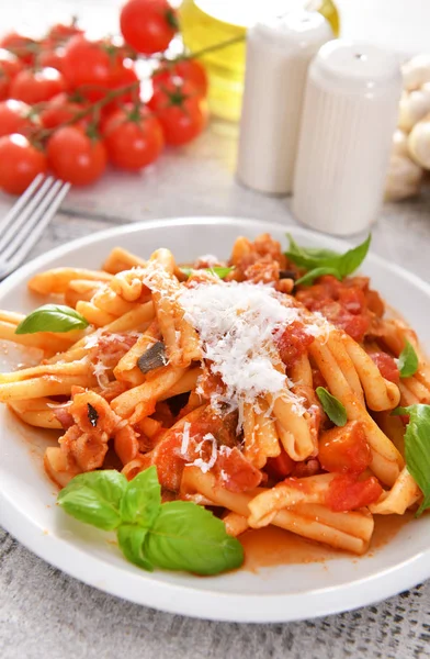 Italiensk Pasta Med Tomatsås — Stockfoto