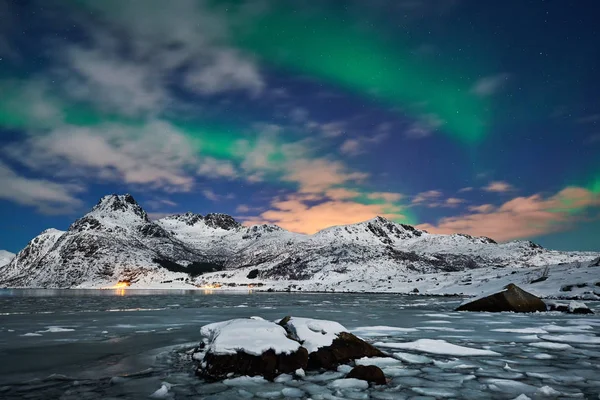 Aurora Borealis nad Norskem — Stock fotografie