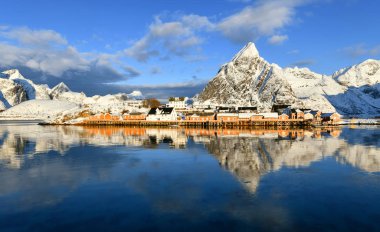 Norveç'te güzel sabah - lofotens - Sakrisoy panorama