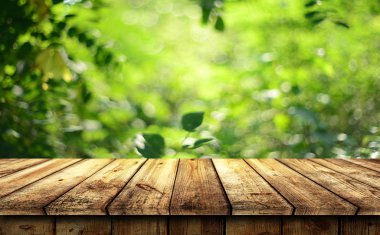 boş tahta masa arkaplanı