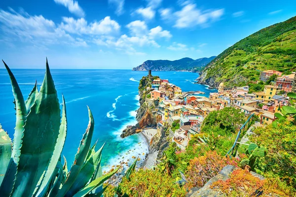 Vernazza - Uma das cinco cidades em Cinque terre, Itália — Fotografia de Stock