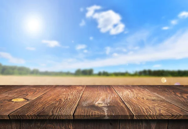 Tom trä bord bakgrund — Stockfoto
