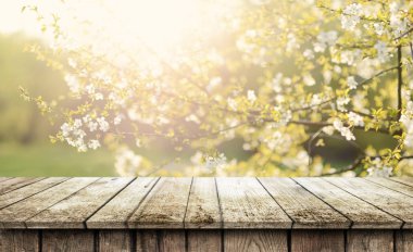 boş tahta masa arkaplanı