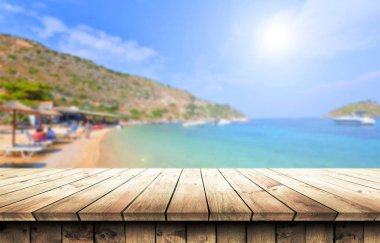 boş tahta masa arkaplanı