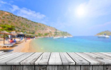 boş tahta masa arkaplanı