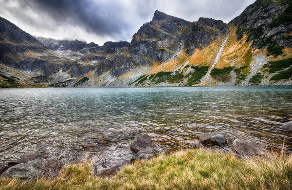 Beautiful mountains landscape during late autumn — Stock Photo, Image